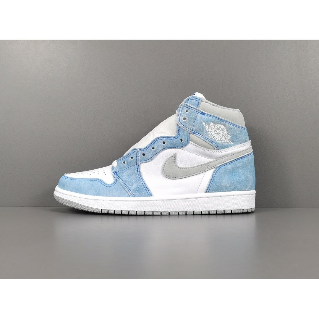 JORDAN 1 RETRO HIGH x HYPER ROYALE SMOKE GREY