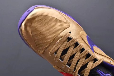 NIKE KOBE 5 x UNDEFEATED HALL OF FAME